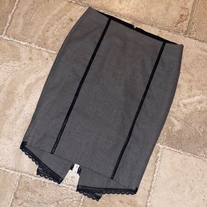 Bebe gray skirt